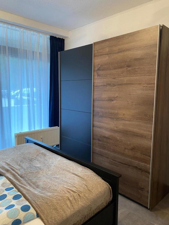 International 5 Apartment *