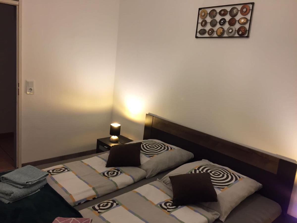 Apartment International 5 *