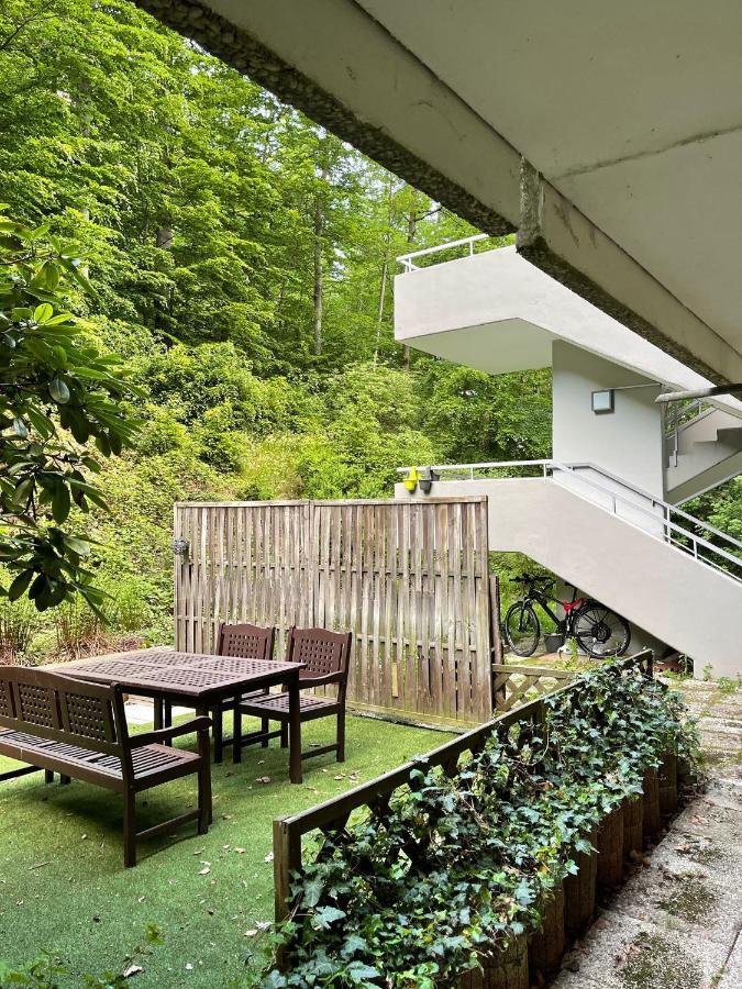 International 5 Apartment *